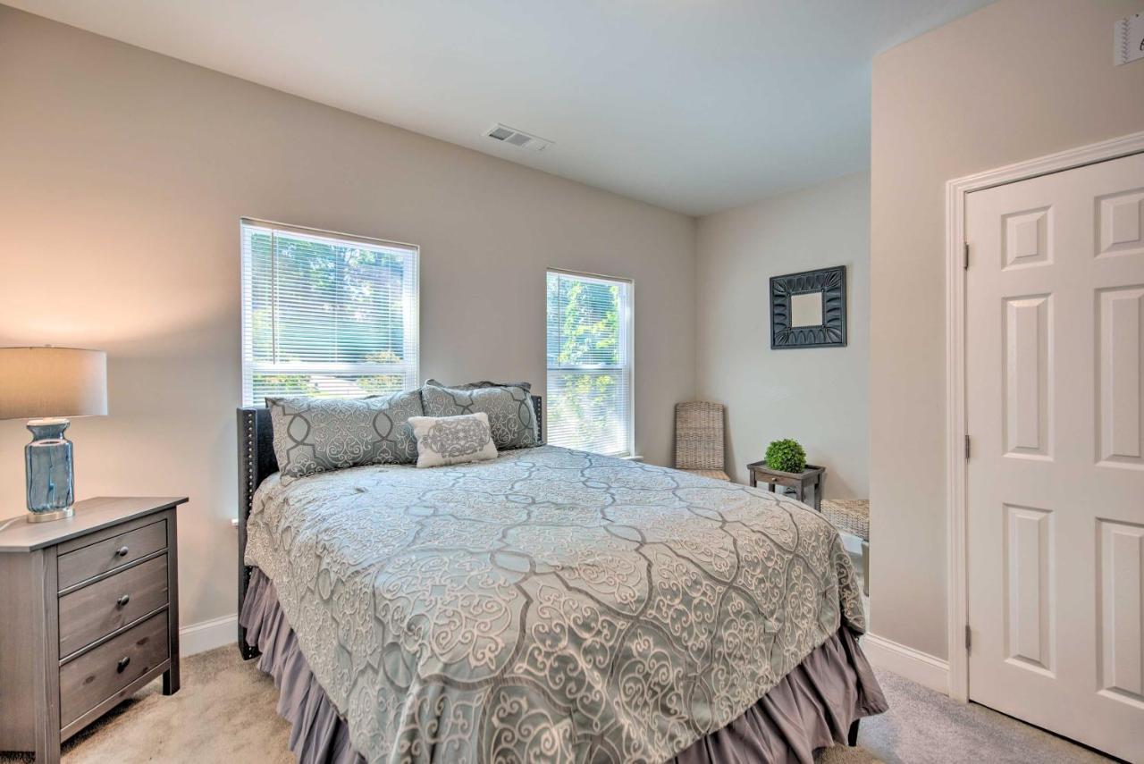 Stylish College Park With Private Garden!